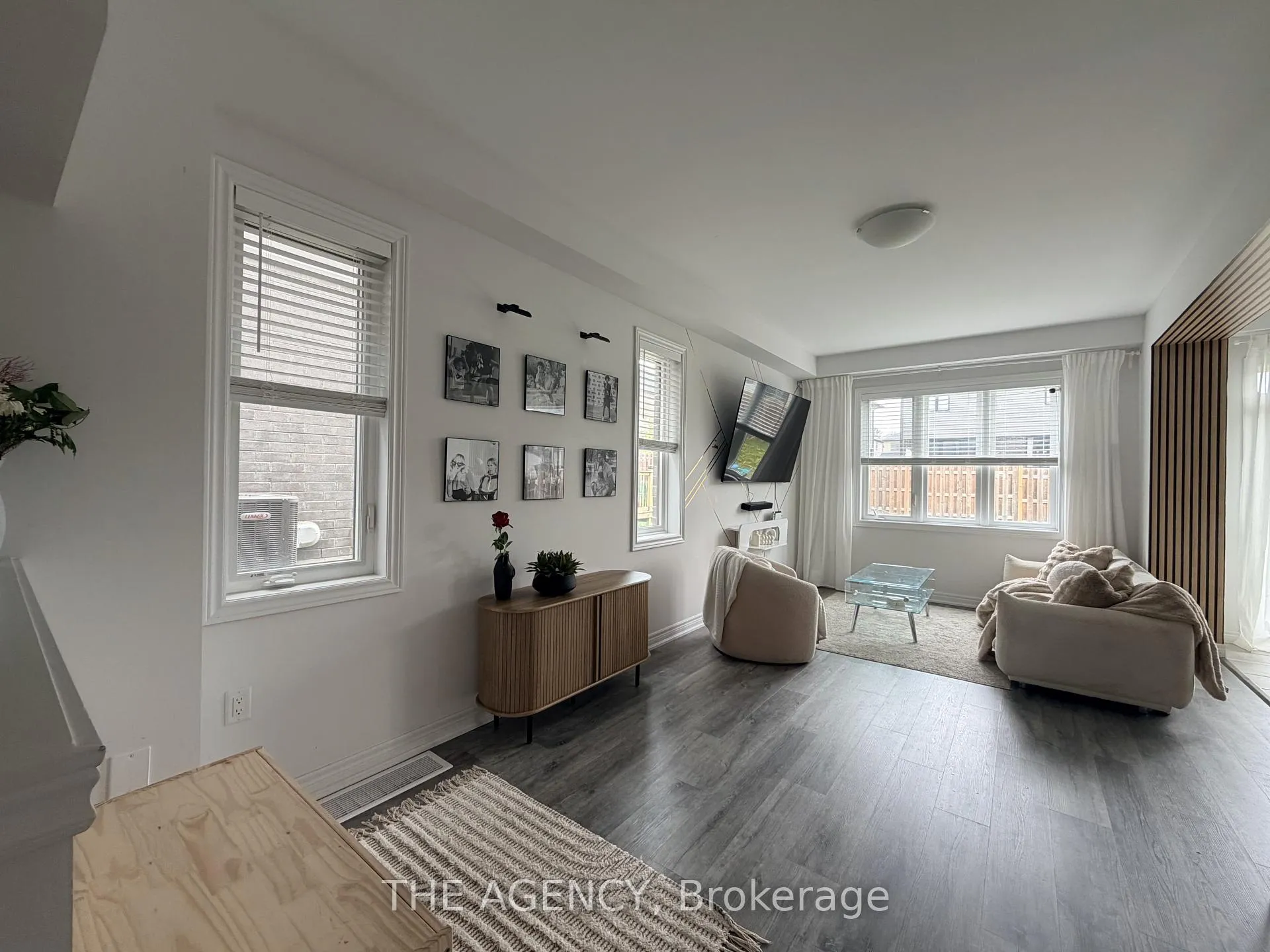 Photo 8 of 28 Baker Lane, Brant, Paris — HOMEH