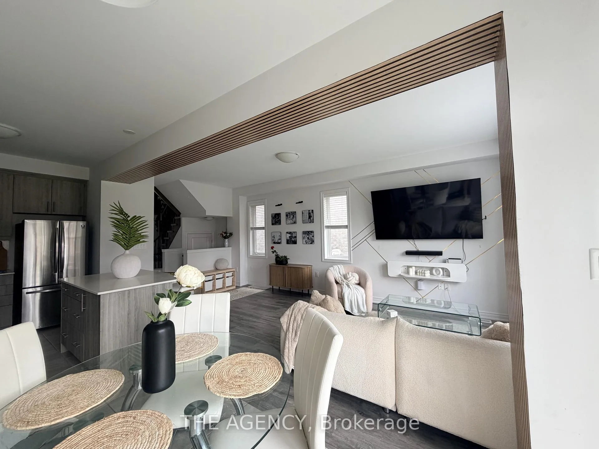 Photo 9 of 28 Baker Lane, Brant, Paris — HOMEH