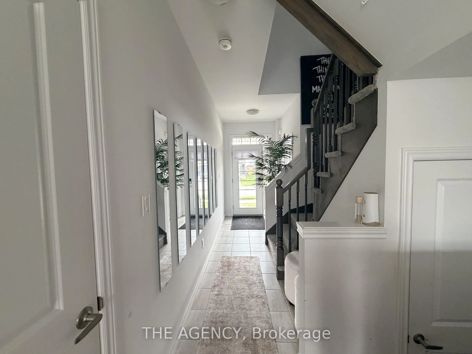 Photo 21 of 28 Baker Lane, Brant, Paris — HOMEH