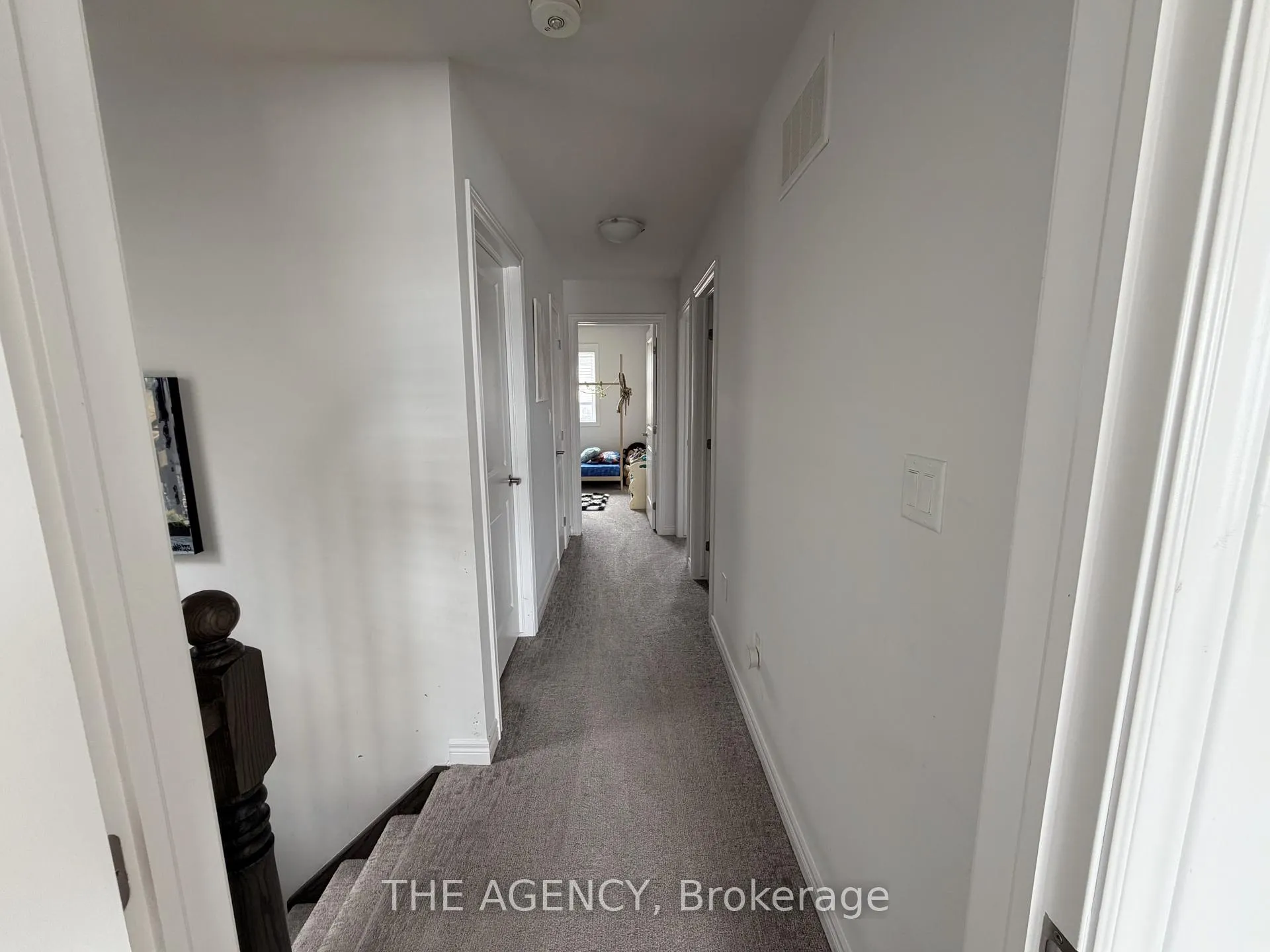 Photo 27 of 28 Baker Lane, Brant, Paris — HOMEH