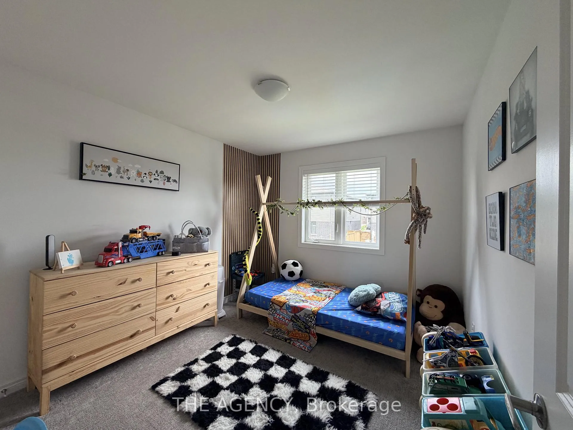 Photo 28 of 28 Baker Lane, Brant, Paris — HOMEH