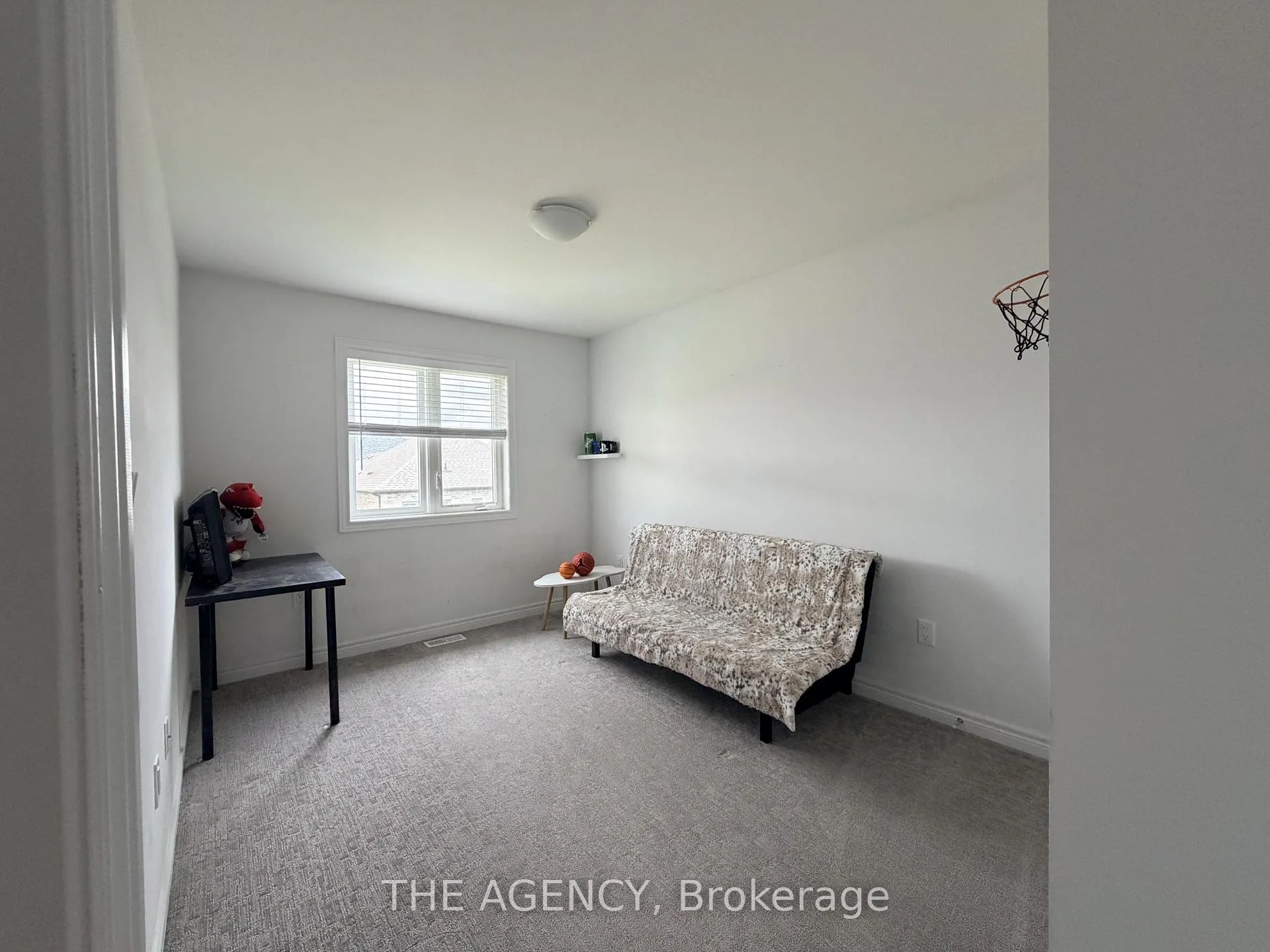 Photo 30 of 28 Baker Lane, Brant, Paris — HOMEH
