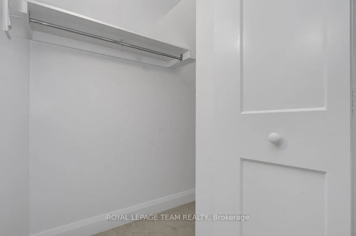 Photo 18 of Unit B, 558 Ashbourne Crescent, Ottawa, Barrhaven - Stonebridge — HOMEH