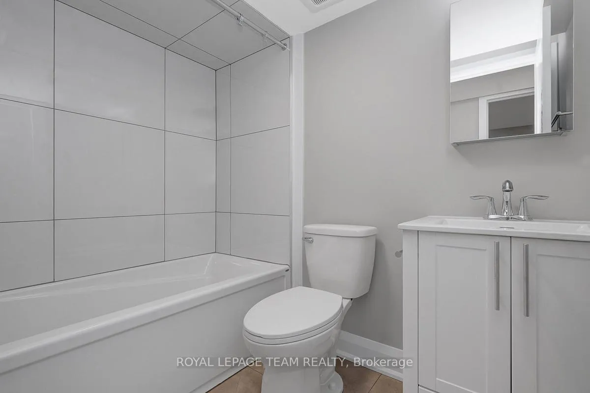 Photo 19 of Unit B, 558 Ashbourne Crescent, Ottawa, Barrhaven - Stonebridge — HOMEH
