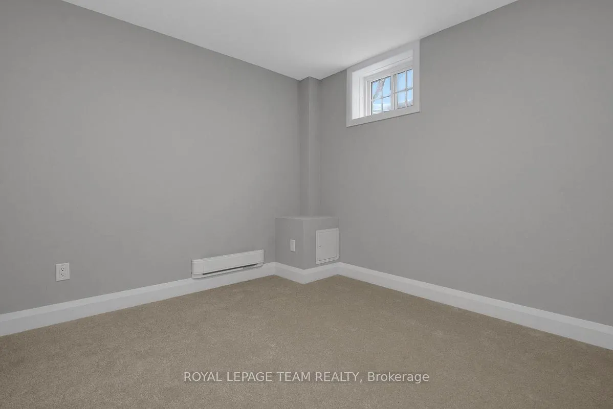 Photo 22 of Unit B, 558 Ashbourne Crescent, Ottawa, Barrhaven - Stonebridge — HOMEH