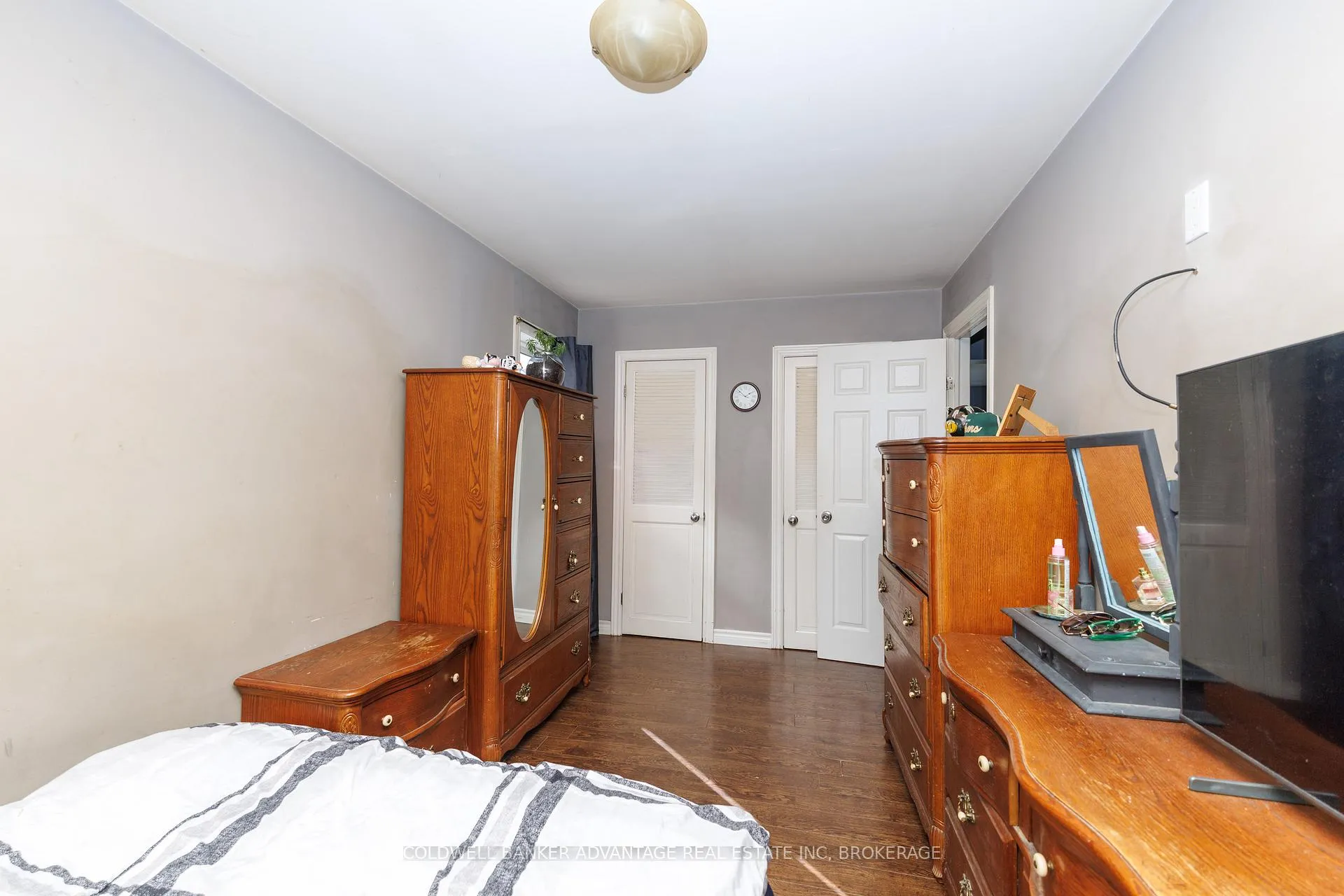 Photo 10 of 108 Burgar Street, Welland, Welland Downtown — HOMEH