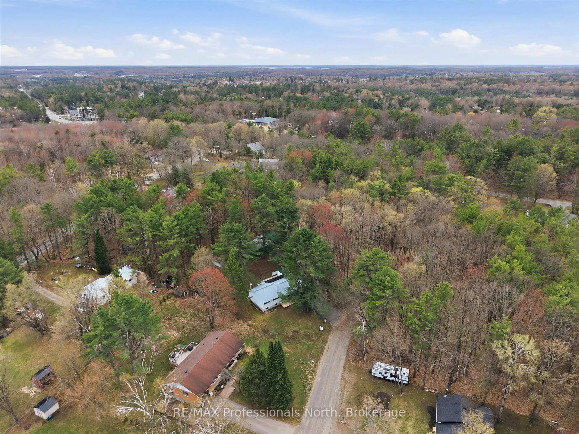 Photo 6 of 11 Beacon Lane, Bracebridge, Macaulay — HOMEH