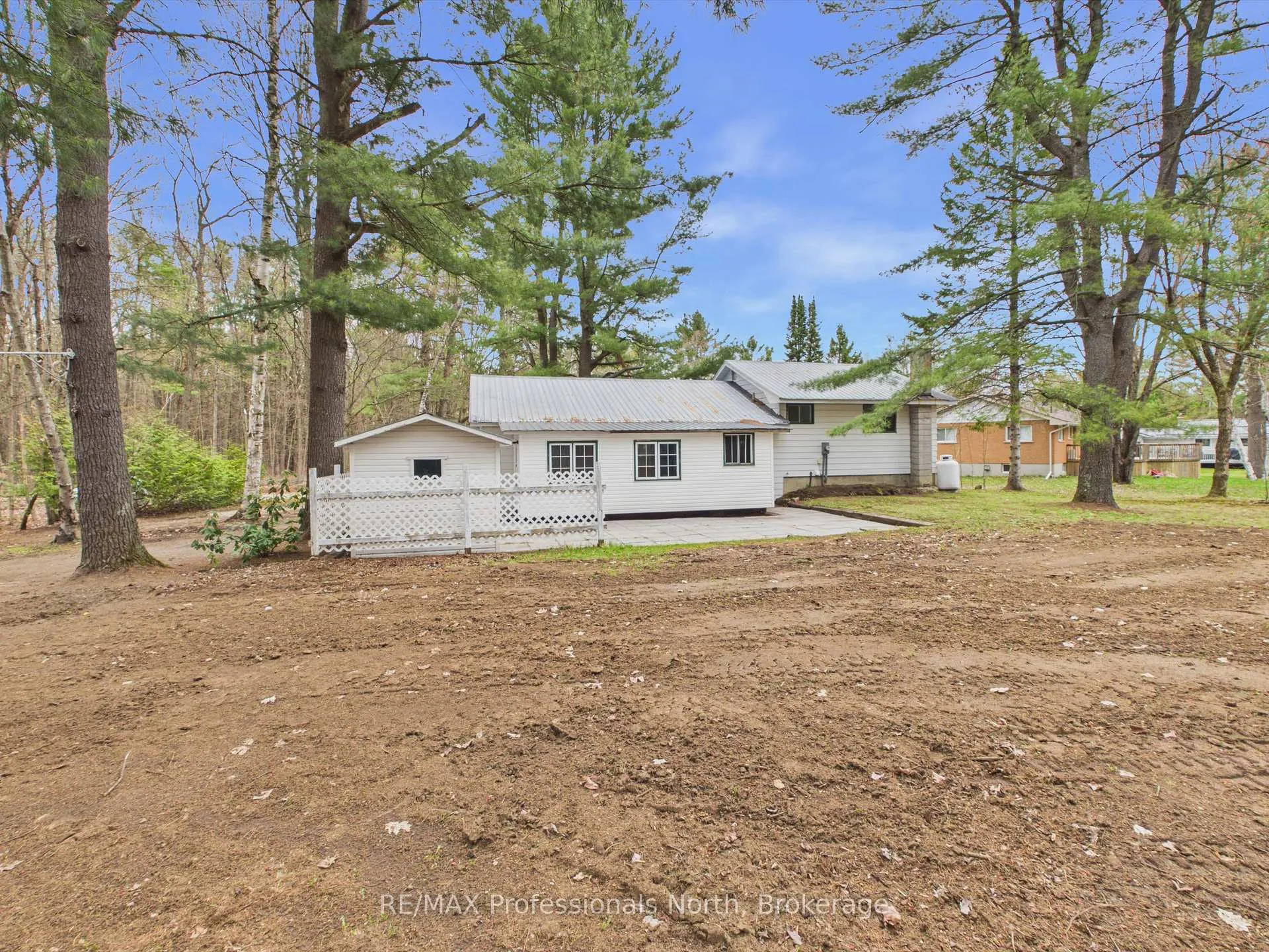 Photo 30 of 11 Beacon Lane, Bracebridge, Macaulay — HOMEH