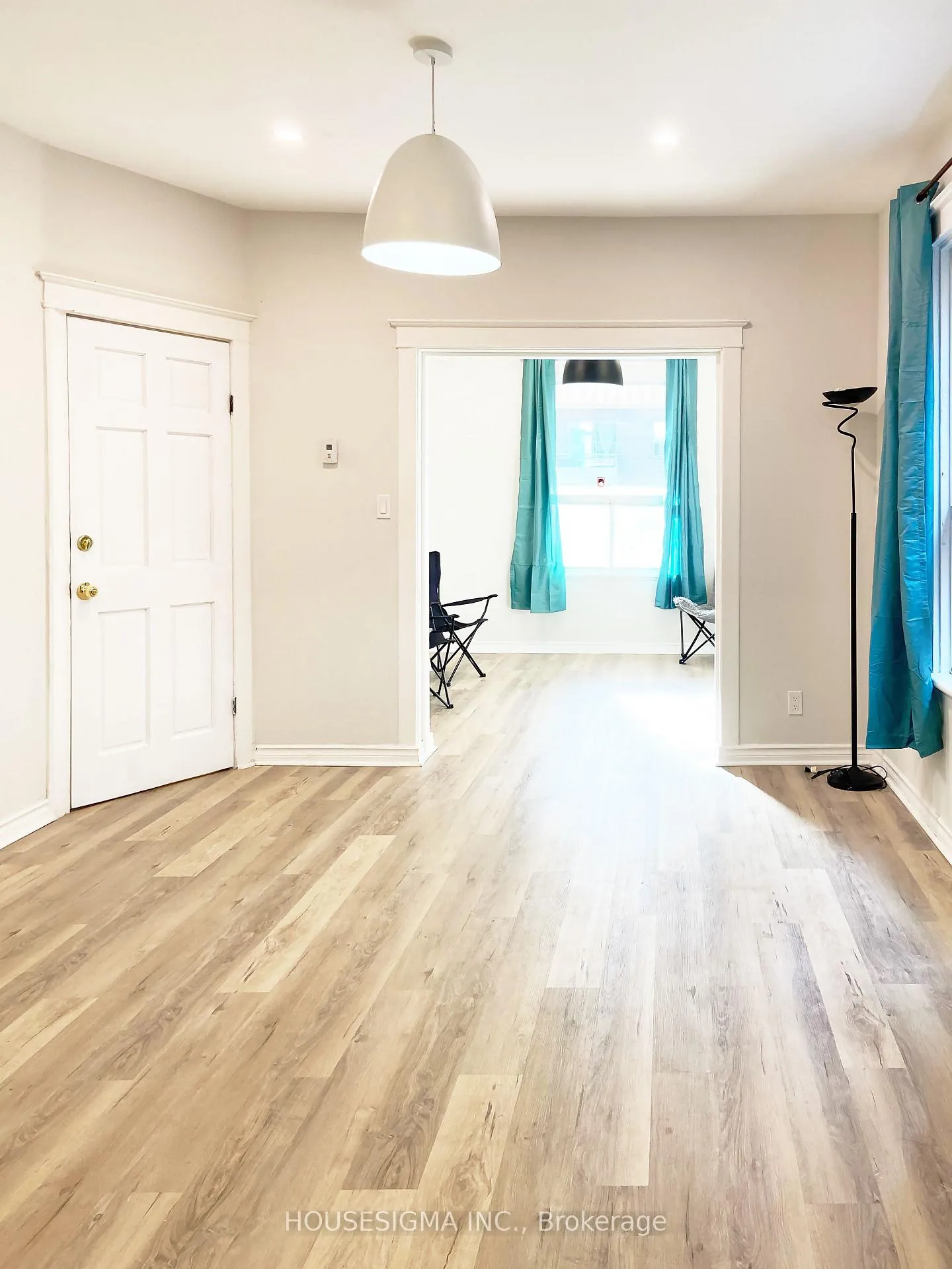 Photo 1 of 19 Erie Avenue, Hamilton, Stinson — HOMEH