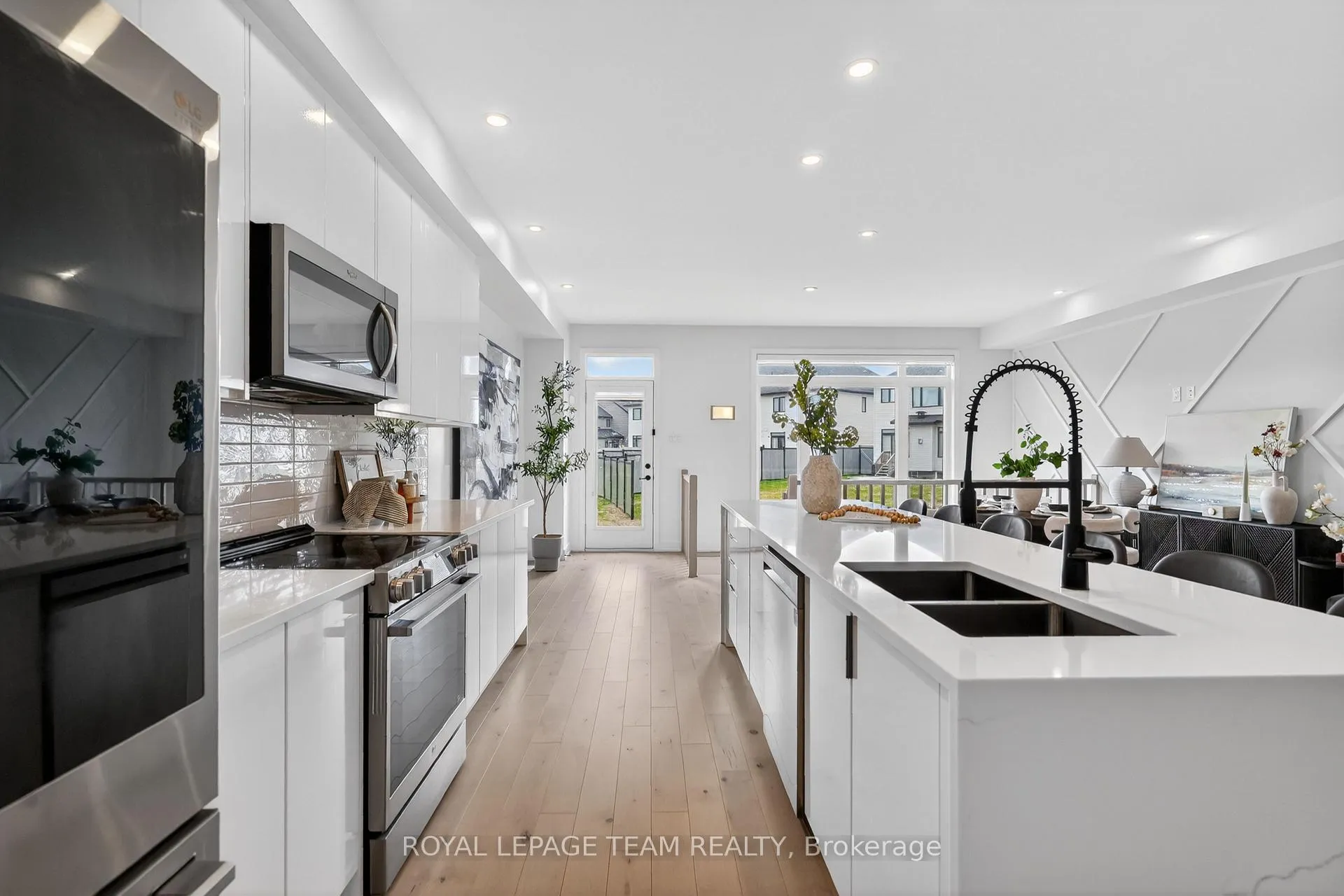 Photo 11 of 528 Corretto Place, Ottawa, Barrhaven - Heritage Park — HOMEH
