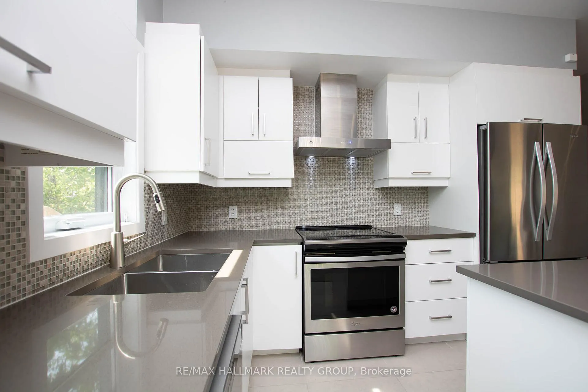Photo 14 of 20 Aquamarine Private, Ottawa, Chateauneuf — HOMEH