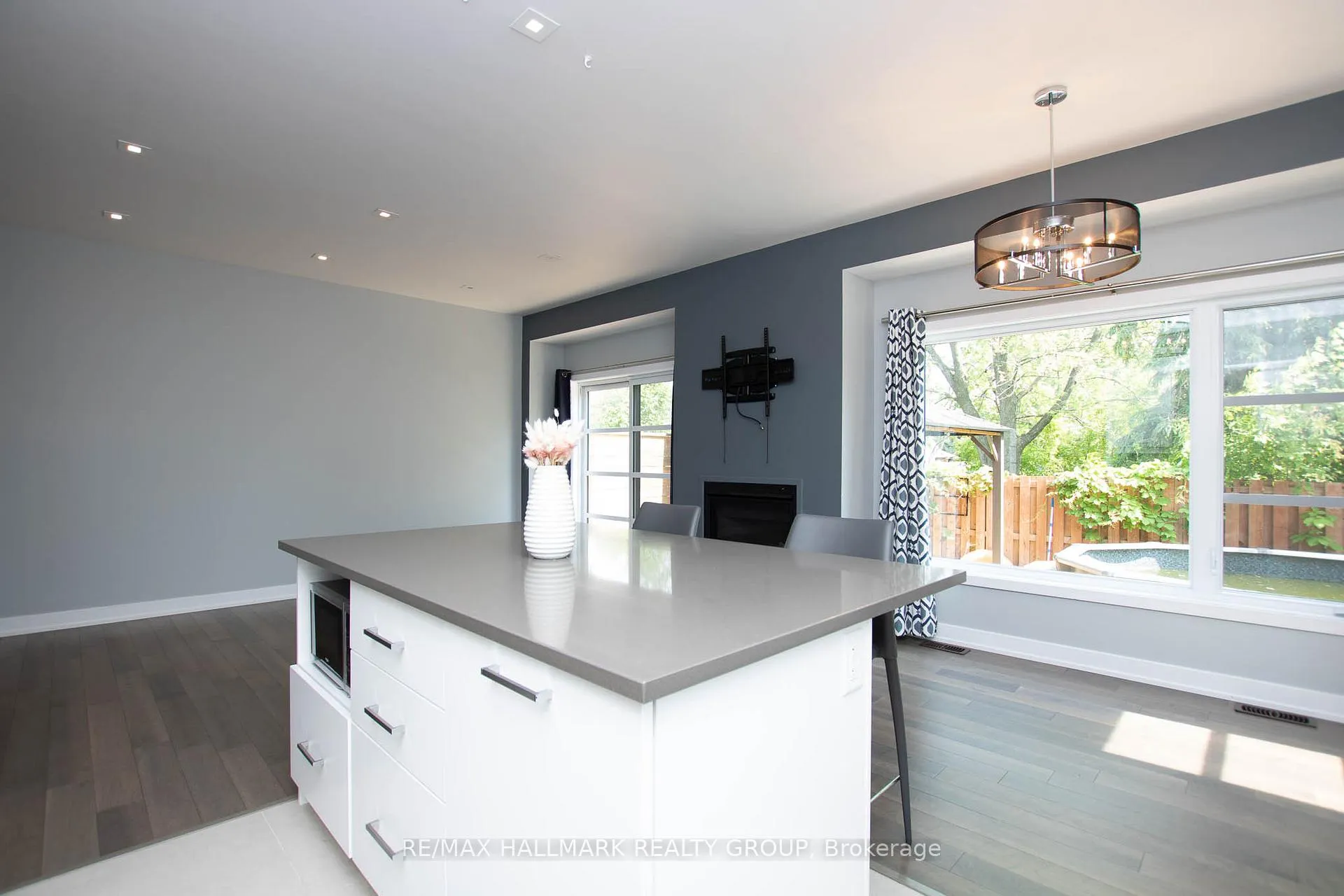 Photo 15 of 20 Aquamarine Private, Ottawa, Chateauneuf — HOMEH