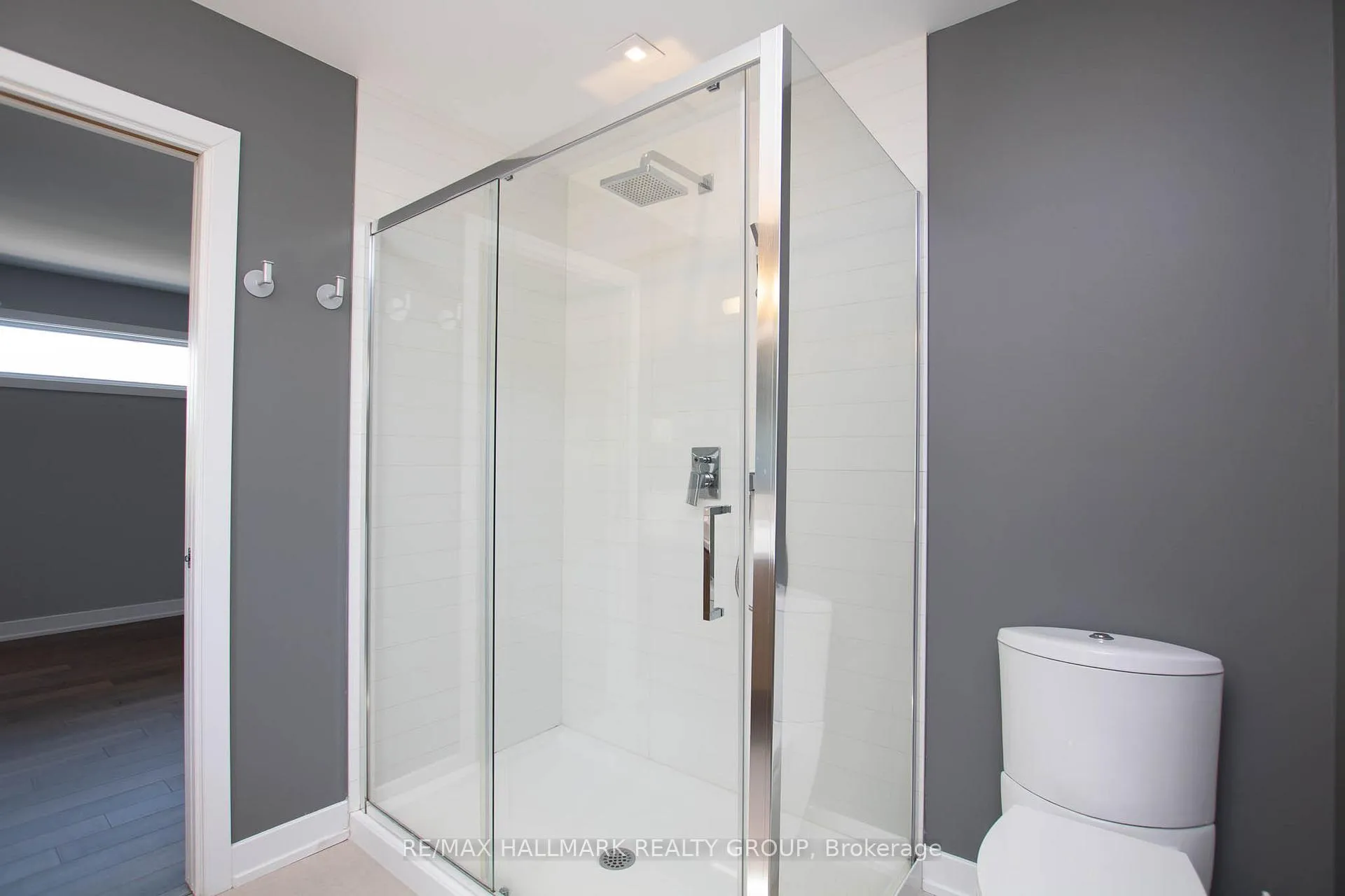 Photo 22 of 20 Aquamarine Private, Ottawa, Chateauneuf — HOMEH