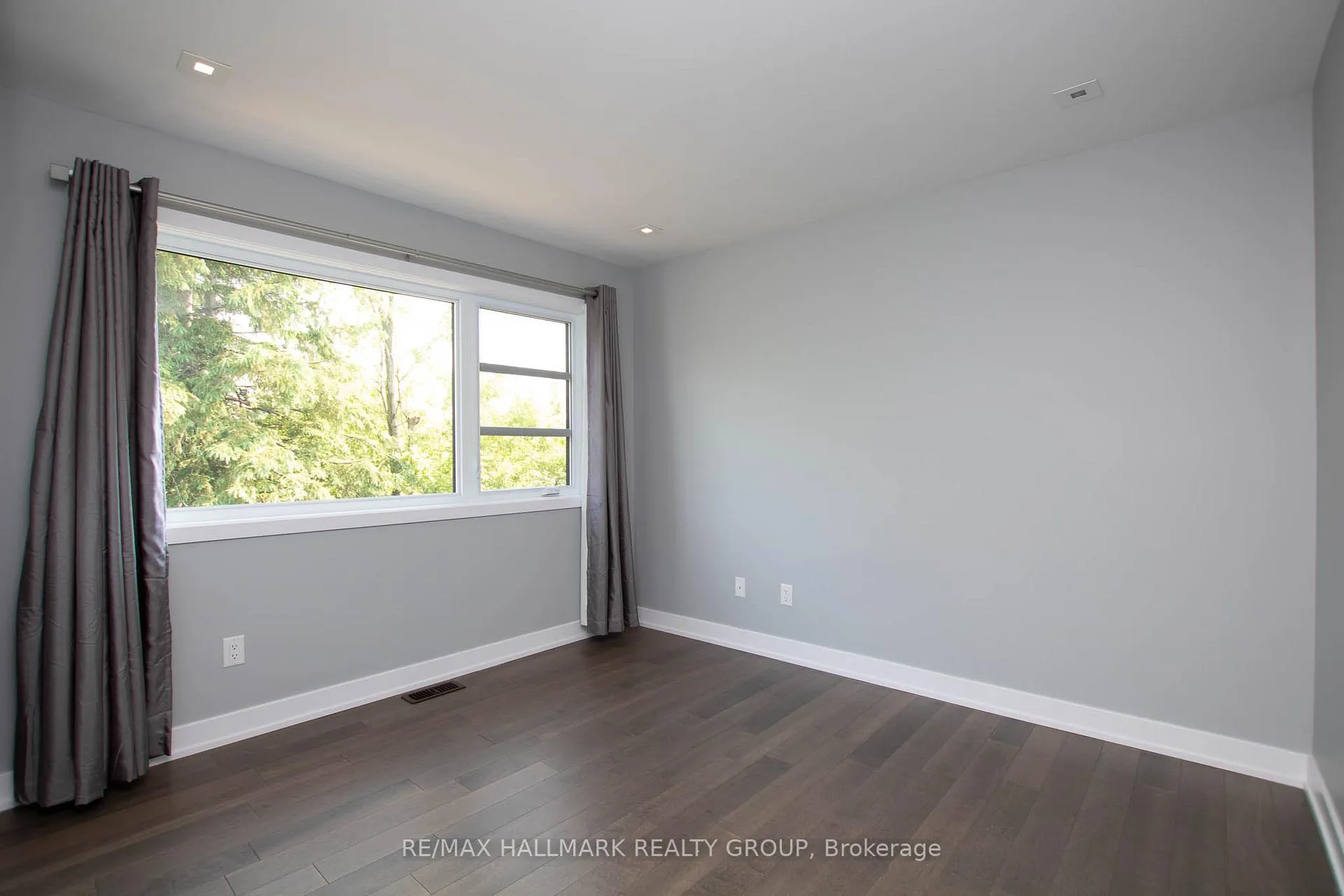 Photo 29 of 20 Aquamarine Private, Ottawa, Chateauneuf — HOMEH
