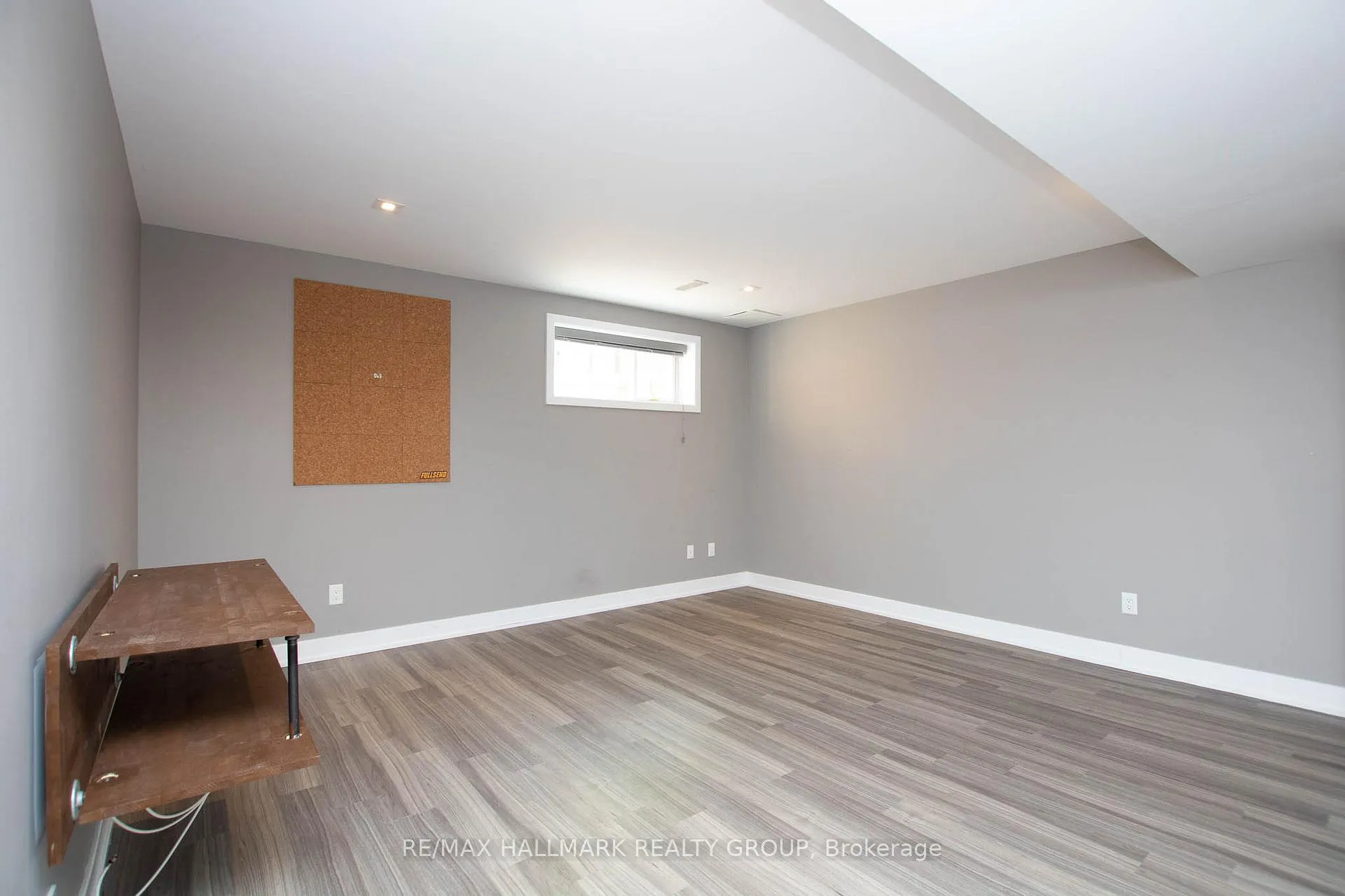 Photo 34 of 20 Aquamarine Private, Ottawa, Chateauneuf — HOMEH