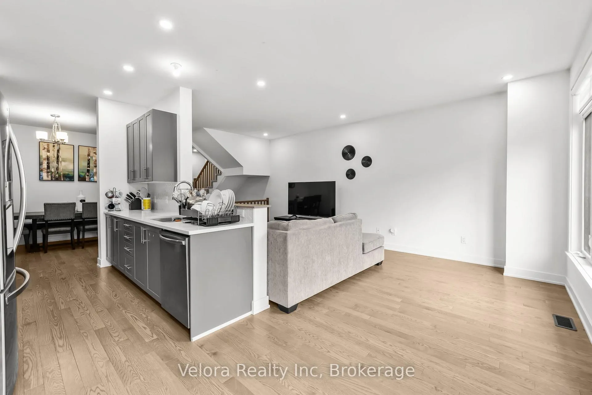 Photo 12 of 520 Cardamom Terrace, Ottawa, Stittsville (South) — HOMEH