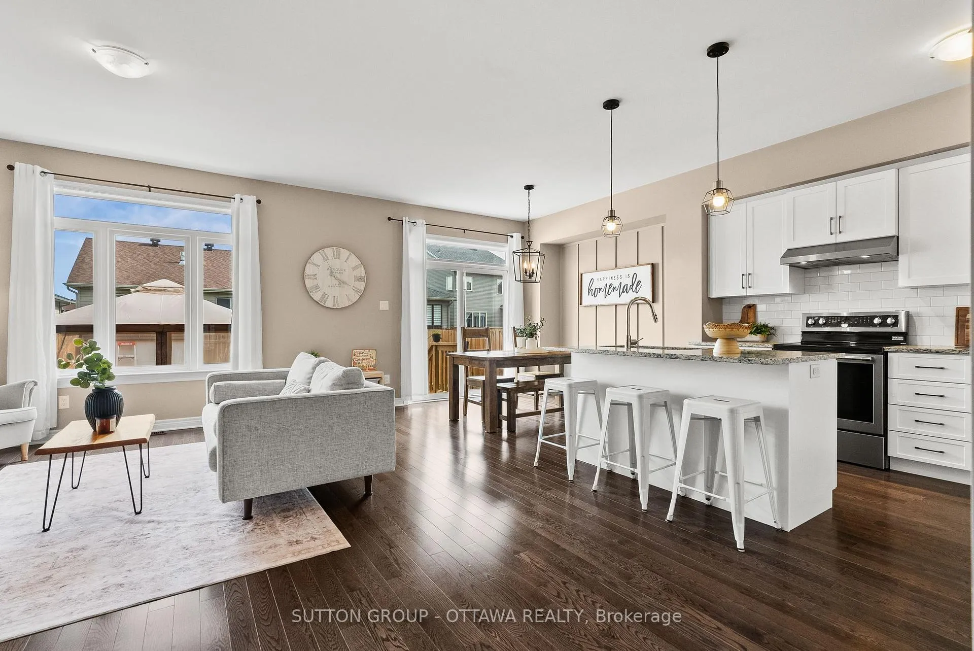 Photo 11 of 42 Peever Place, Carleton Place — HOMEH