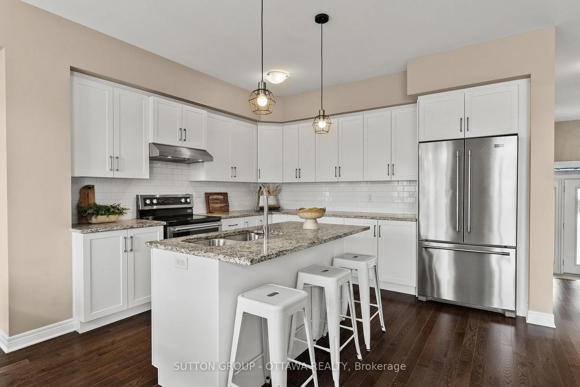 Photo 13 of 42 Peever Place, Carleton Place — HOMEH