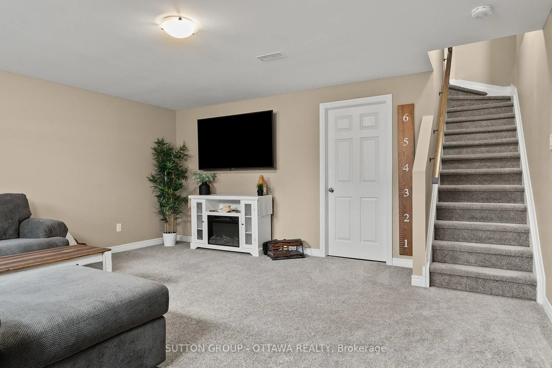 Photo 27 of 42 Peever Place, Carleton Place — HOMEH