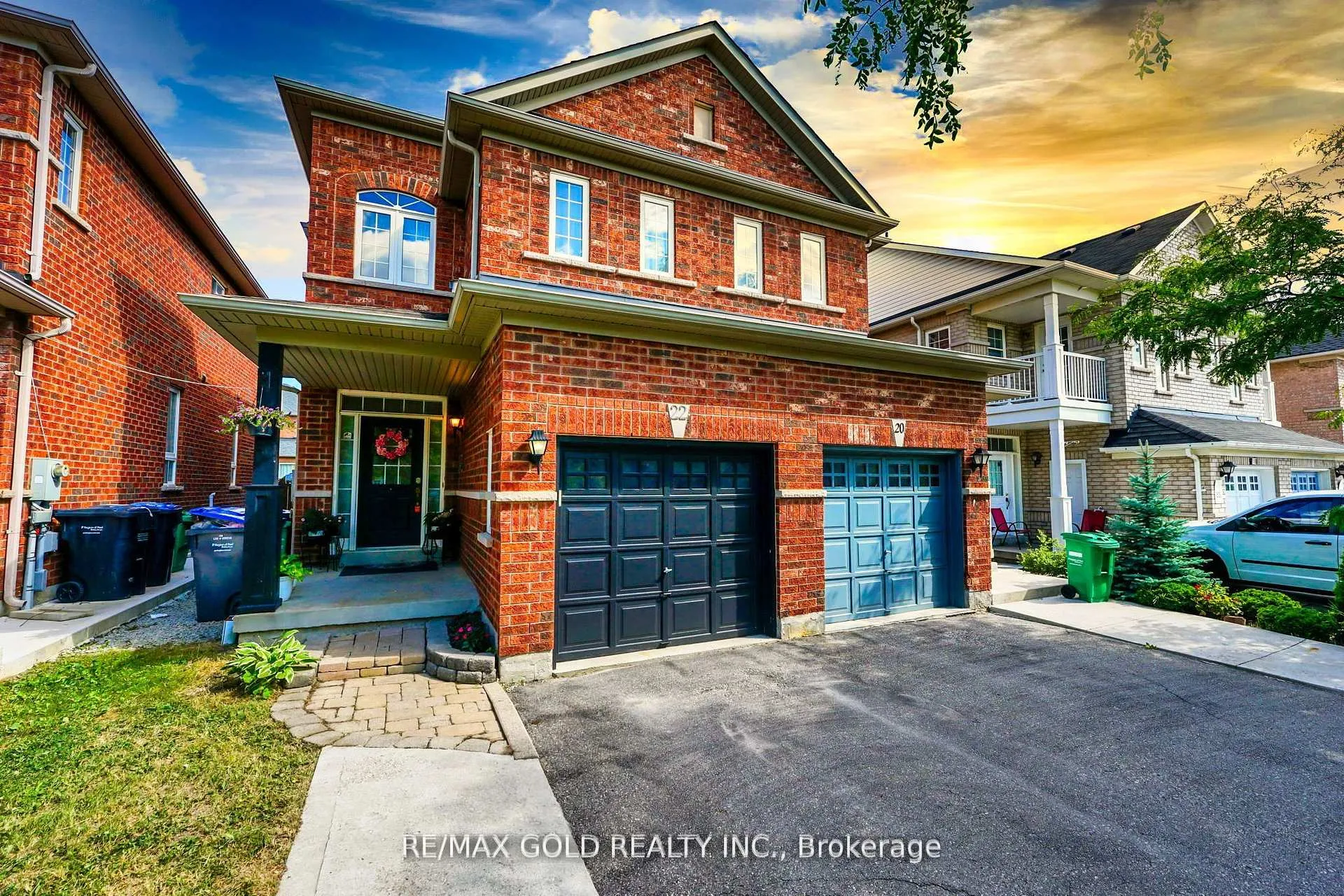 Photo 1 of 22 Nathaniel Crescent, Brampton, Bram West — HOMEH