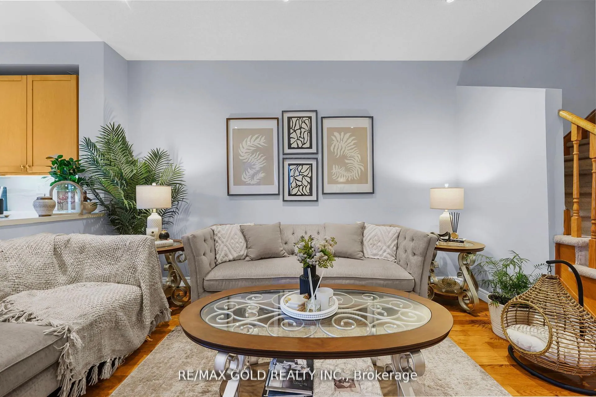 Photo 5 of 22 Nathaniel Crescent, Brampton, Bram West — HOMEH