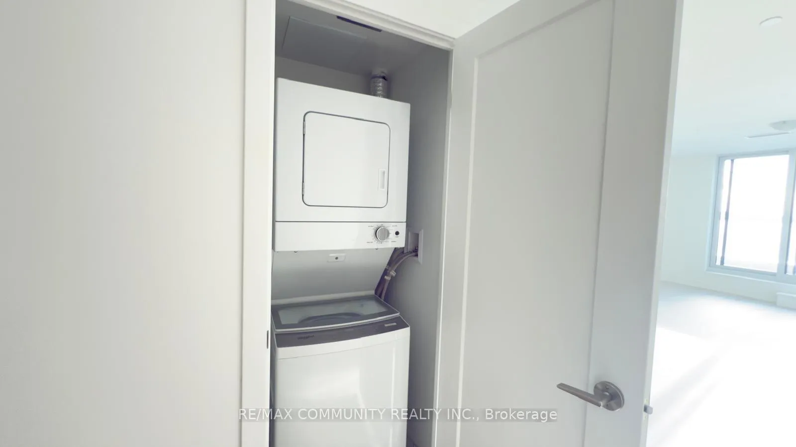 Photo 12 of Unit 319, 2545 Simcoe Street N, Oshawa, Windfields — HOMEH