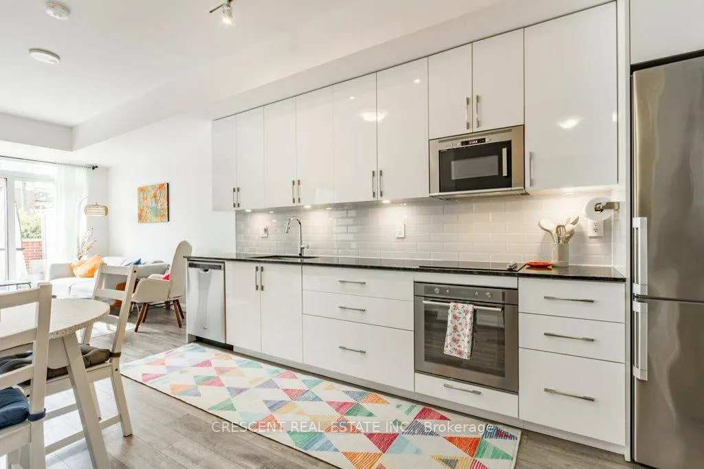 Photo 5 of Unit TH101, 99 Eagle Rock Way, Vaughan, Rural Vaughan — HOMEH
