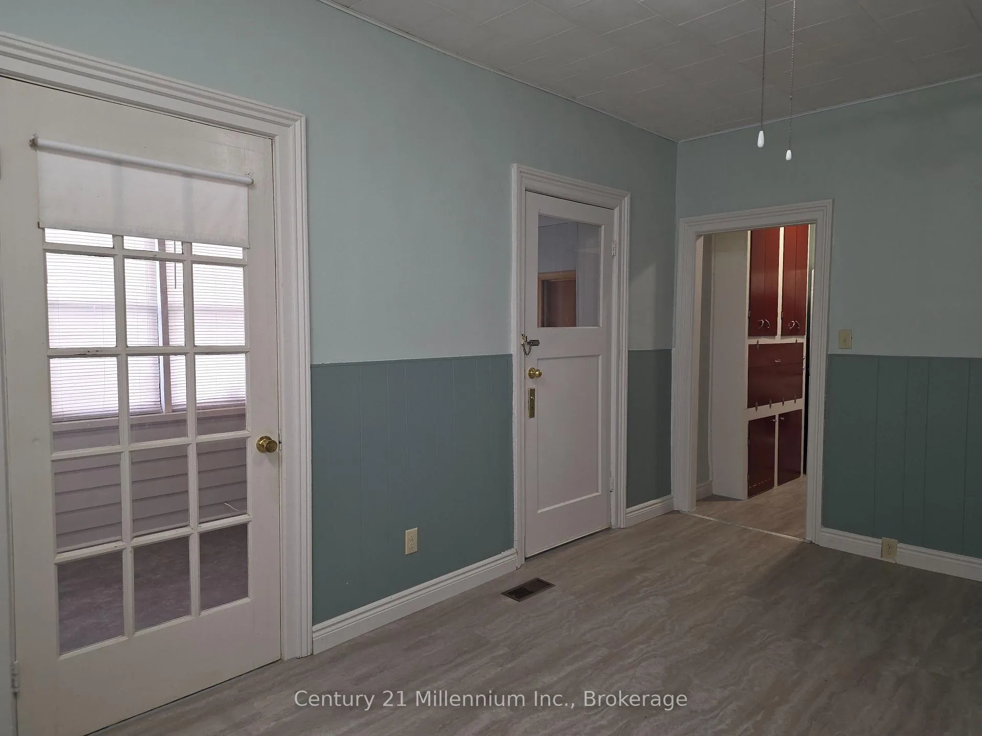 Photo 8 of 516 Rose Street, Huron-Kinloss, Lucknow — HOMEH