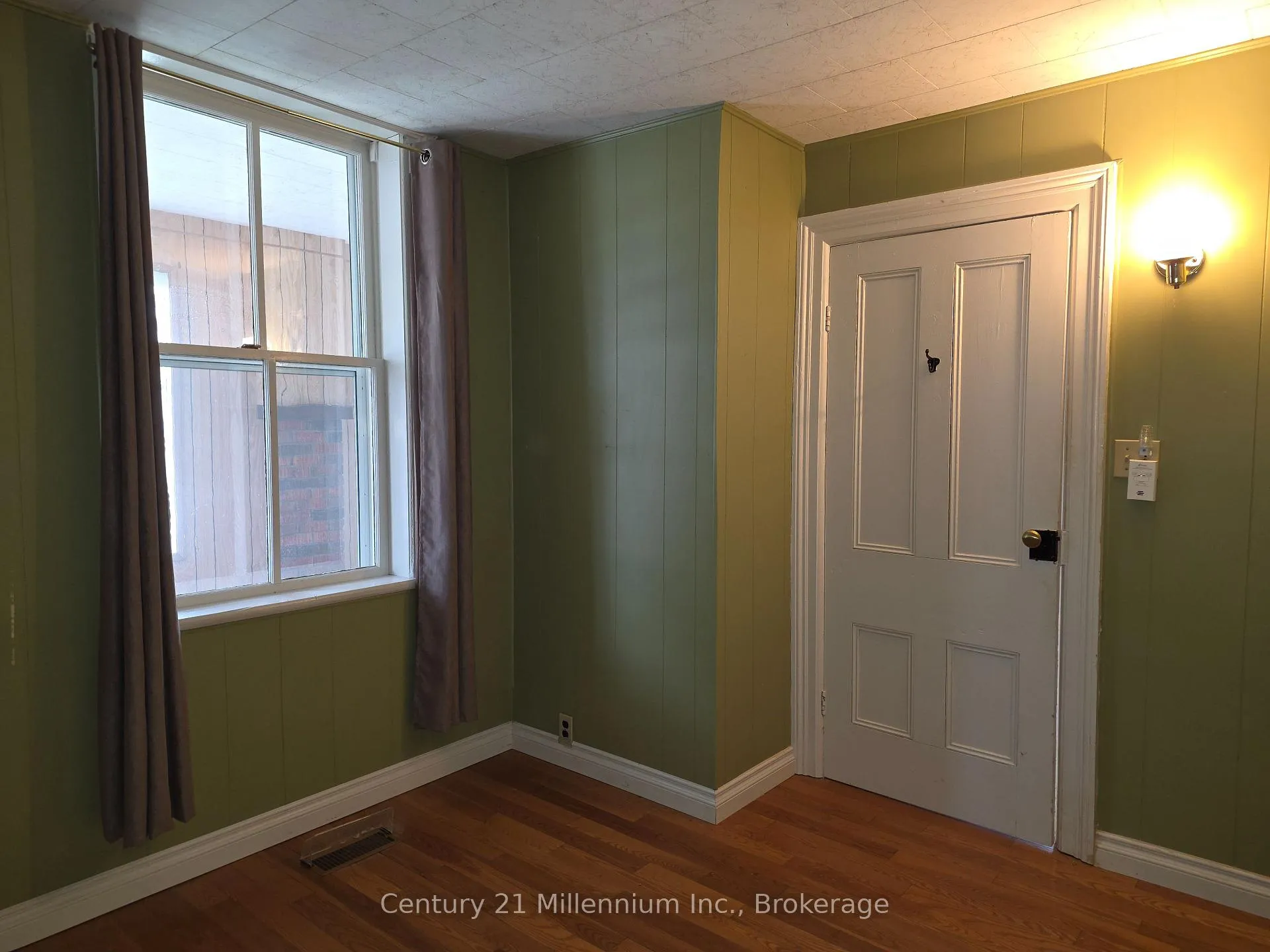 Photo 17 of 516 Rose Street, Huron-Kinloss, Lucknow — HOMEH