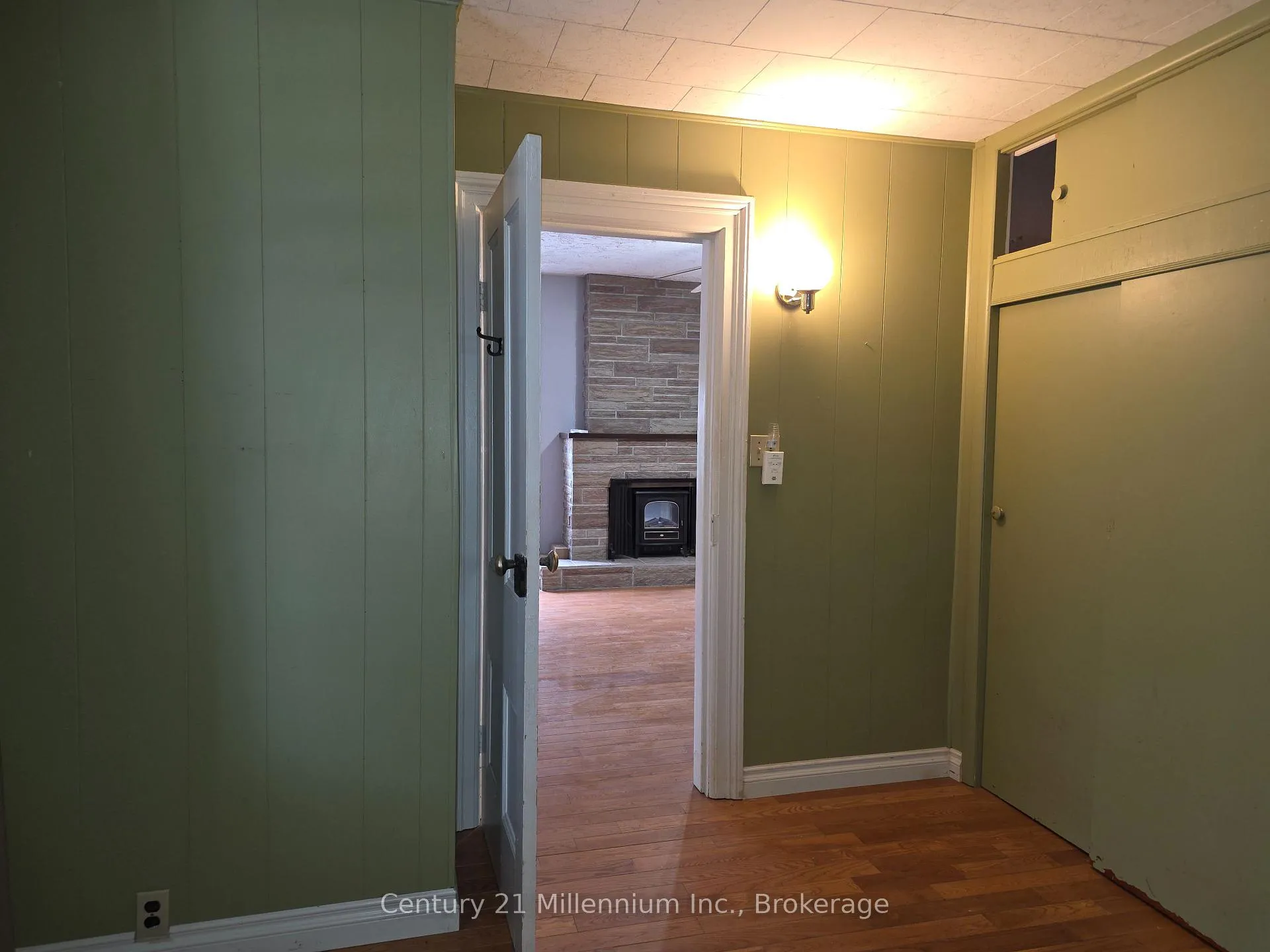 Photo 18 of 516 Rose Street, Huron-Kinloss, Lucknow — HOMEH