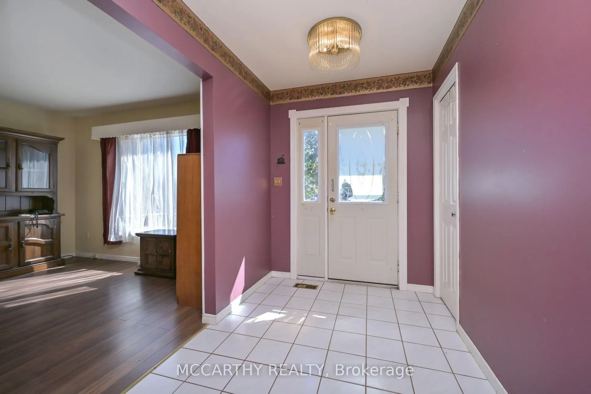 Photo 5 of 28 Wilson Crescent, Southgate — HOMEH
