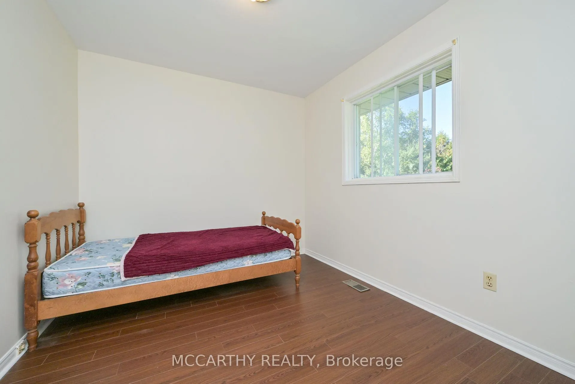 Photo 15 of 28 Wilson Crescent, Southgate — HOMEH
