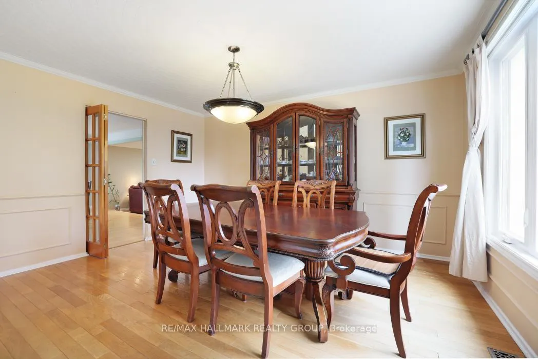 Photo 9 of 2003 Hollybrook Crescent, Ottawa, Beacon Hill North — HOMEH