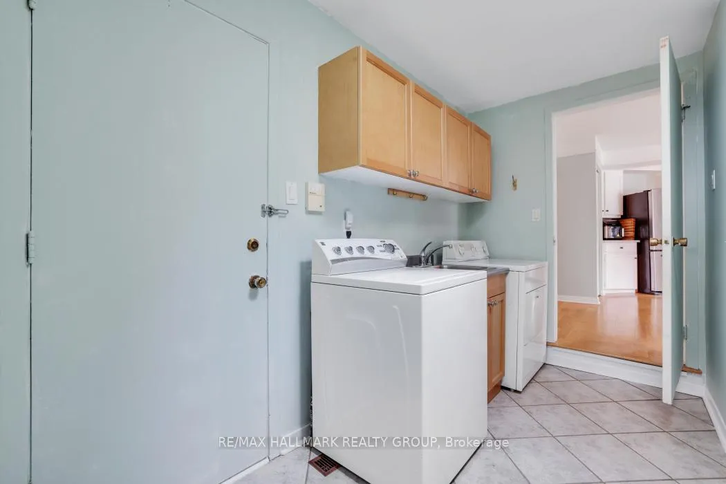 Photo 21 of 2003 Hollybrook Crescent, Ottawa, Beacon Hill North — HOMEH
