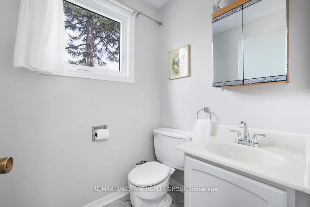 Photo 22 of 2003 Hollybrook Crescent, Ottawa, Beacon Hill North — HOMEH