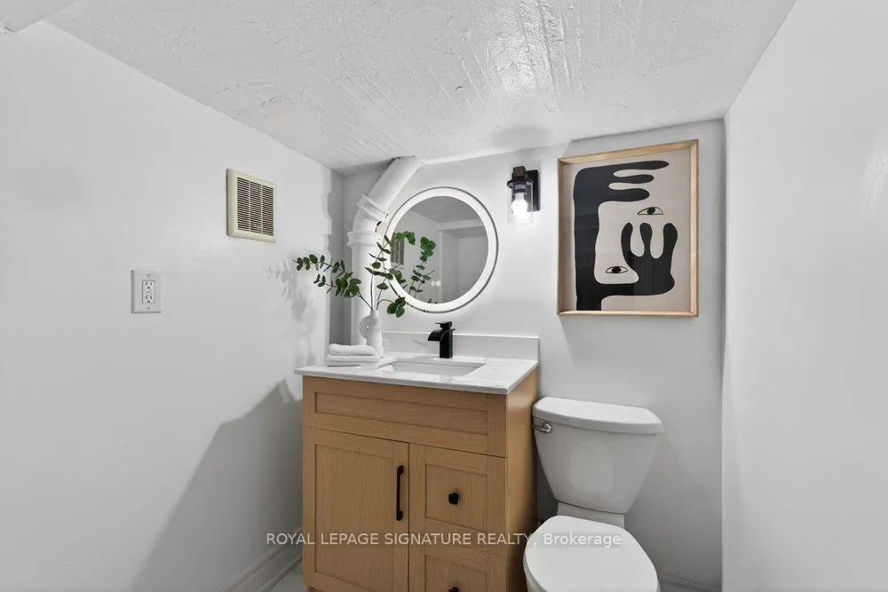 Photo 27 of 504 Main Street, Toronto, Woodbine-Lumsden — HOMEH