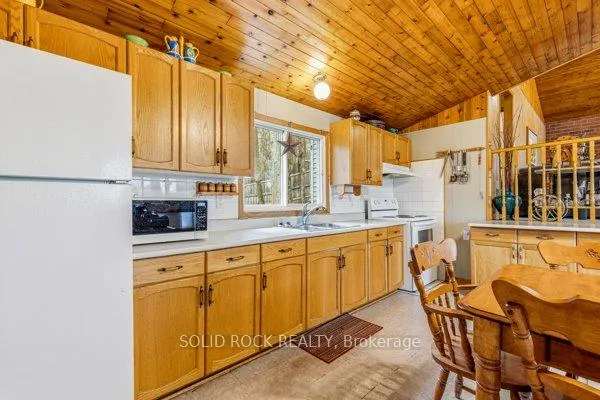 Photo 32 of 14 Lower Lake Lane, Frontenac, Frontenac South — HOMEH