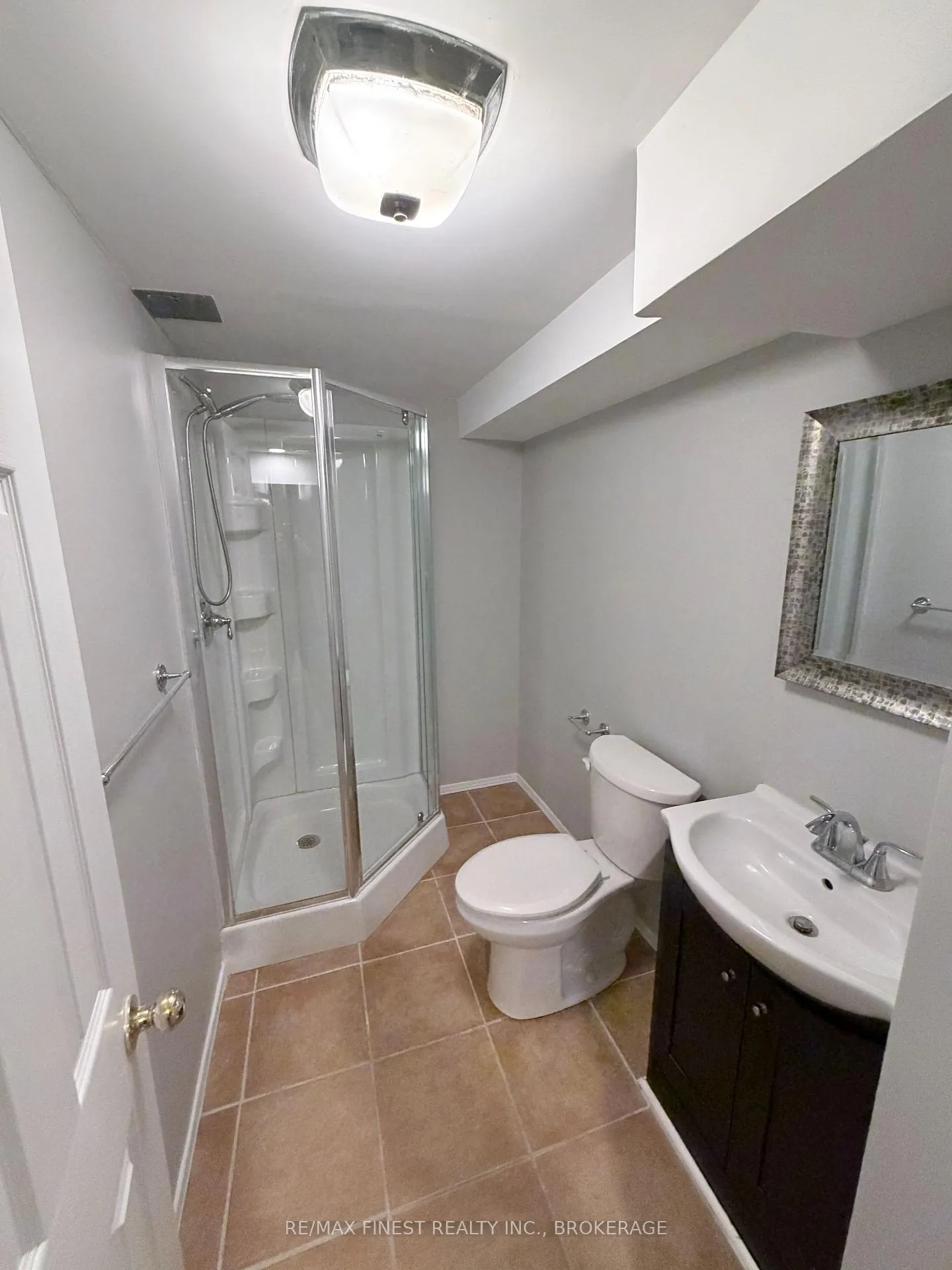 Photo 20 of 936 Killarney Crescent, Kingston, East Gardiners Rd — HOMEH