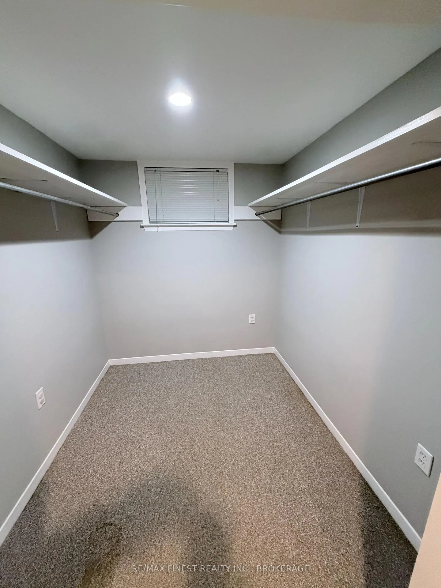 Photo 21 of 936 Killarney Crescent, Kingston, East Gardiners Rd — HOMEH