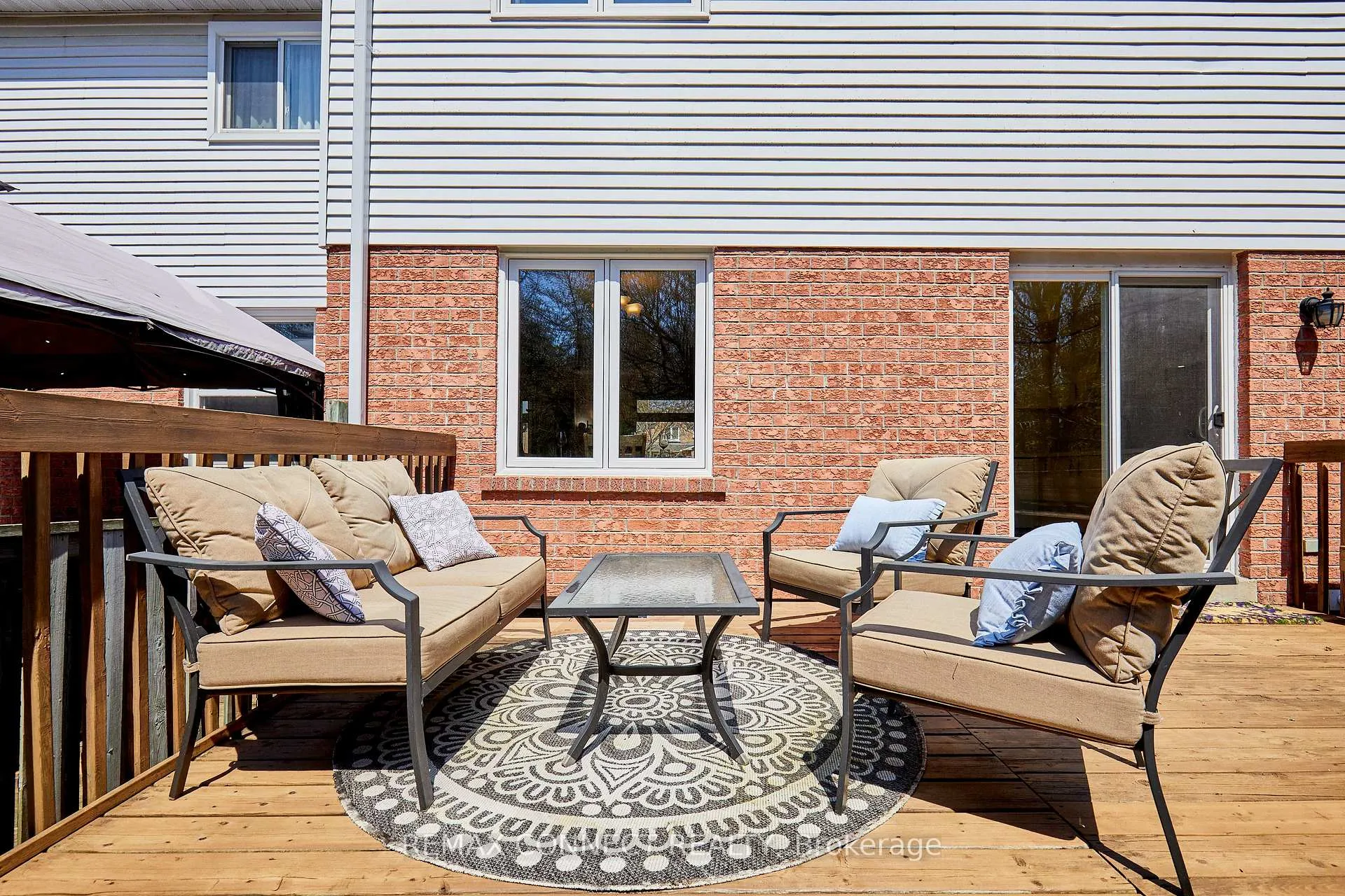 Photo 9 of 72 Stuart Road, Clarington, Courtice — HOMEH