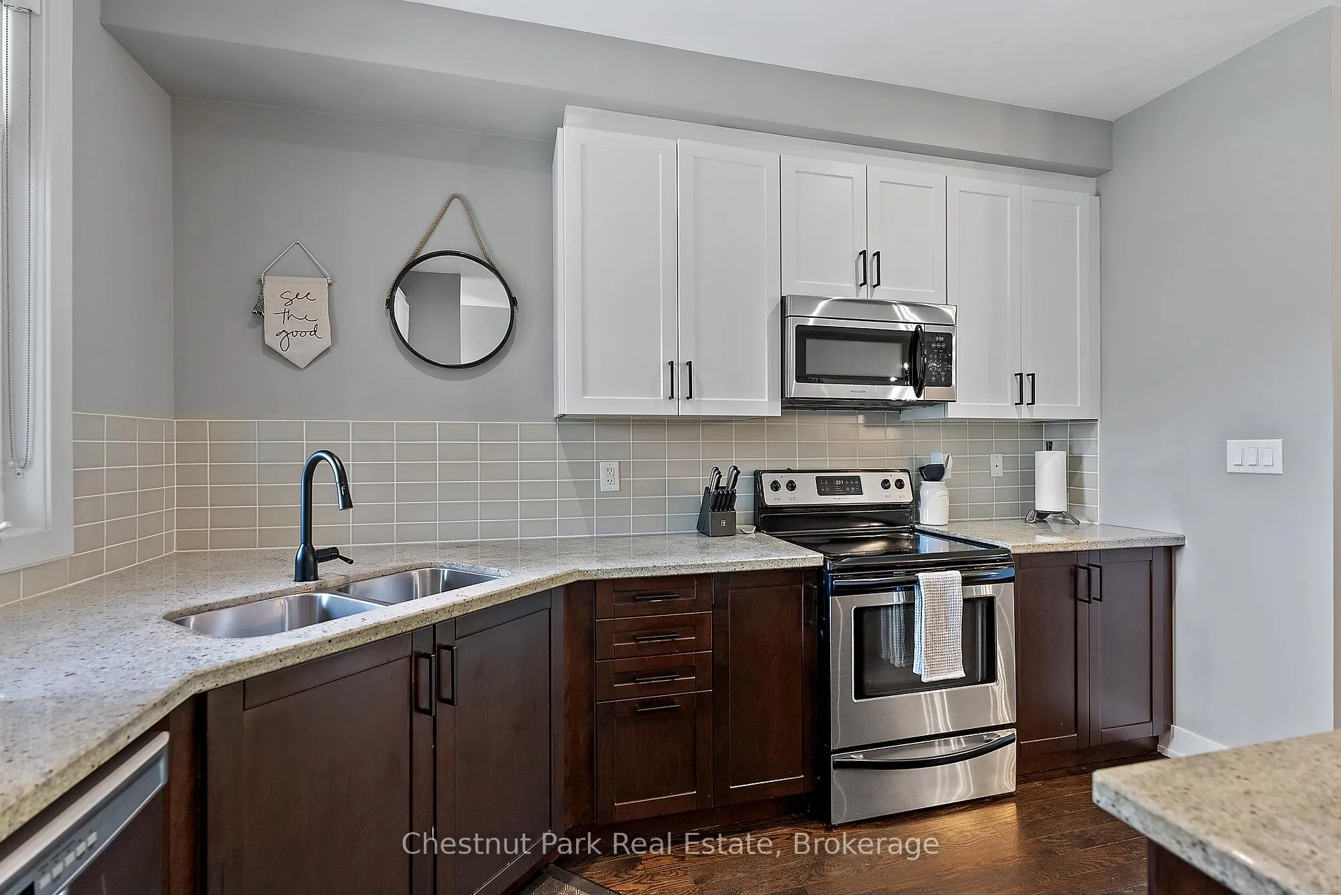 Photo 7 of 61 Rockmount Crescent, Gravenhurst, Muskoka (S) — HOMEH