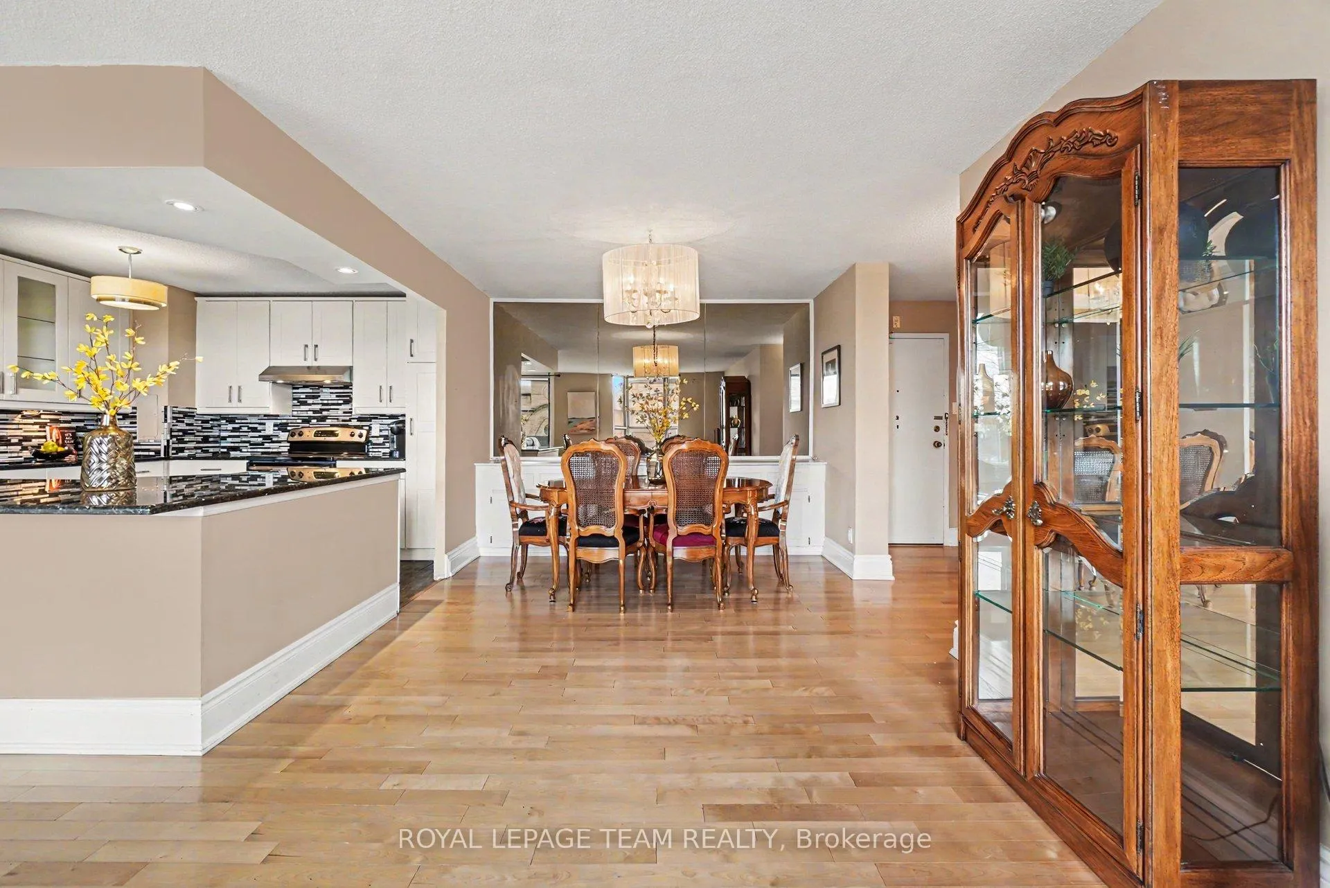 Photo 14 of Unit 410, 2951 Riverside Drive, Ottawa, Mooneys Bay/Riverside Park — HOMEH
