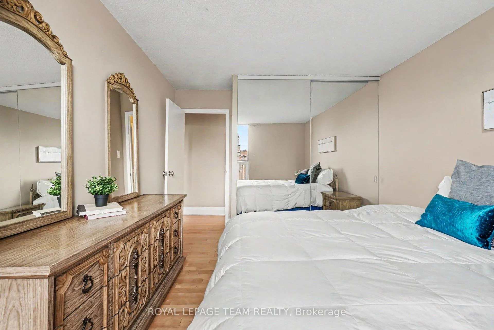 Photo 20 of Unit 410, 2951 Riverside Drive, Ottawa, Mooneys Bay/Riverside Park — HOMEH
