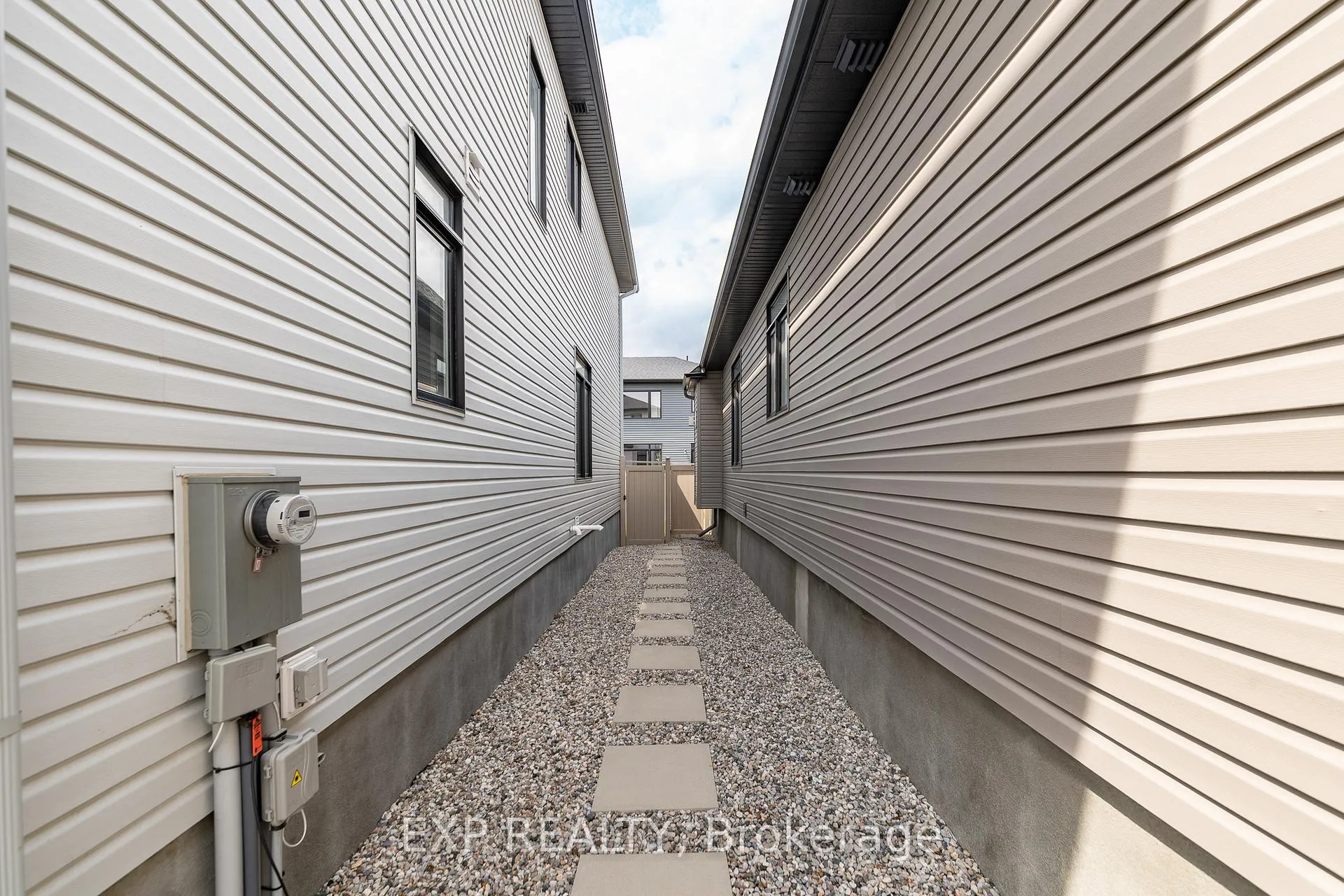 Photo 38 of 505 Beaufield Street, Ottawa, Mer Bleue/Bradley Estates/Anderson Park — HOMEH