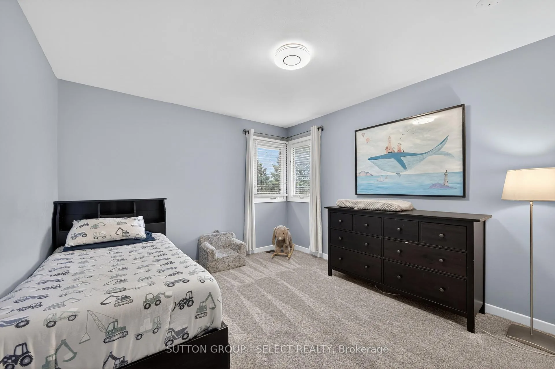 Photo 27 of 22 Pinegrove Crescent, London, South M — HOMEH