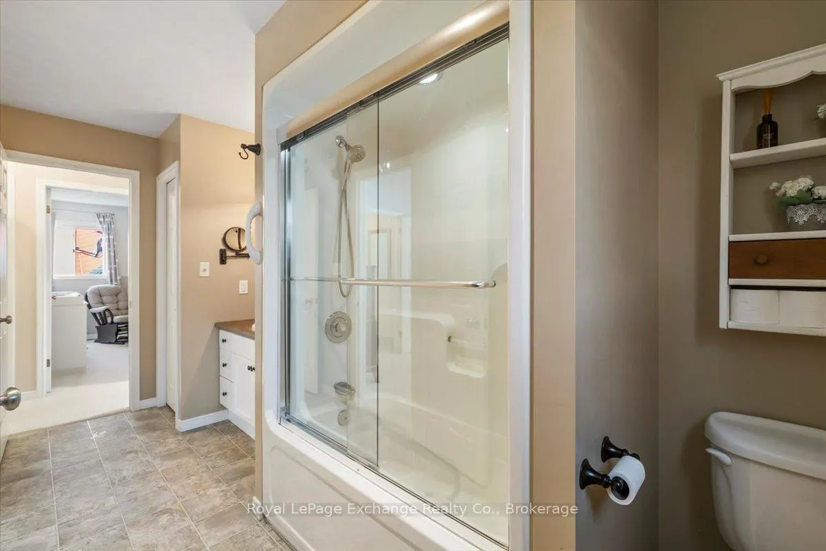 Photo 18 of 530 Lynden Crescent, Kincardine — HOMEH