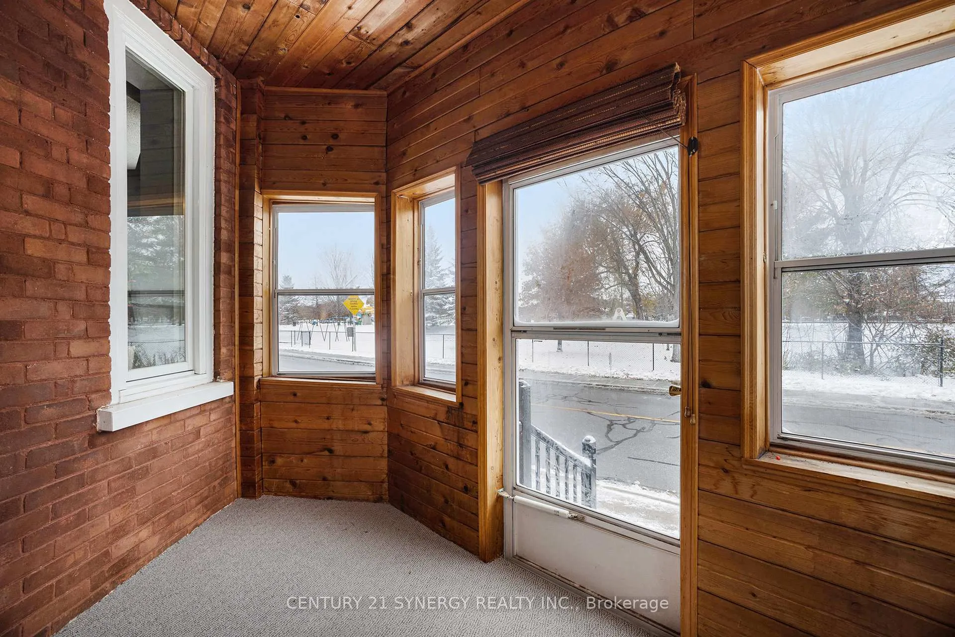 Photo 34 of 13 Lombard Street, Smiths Falls — HOMEH