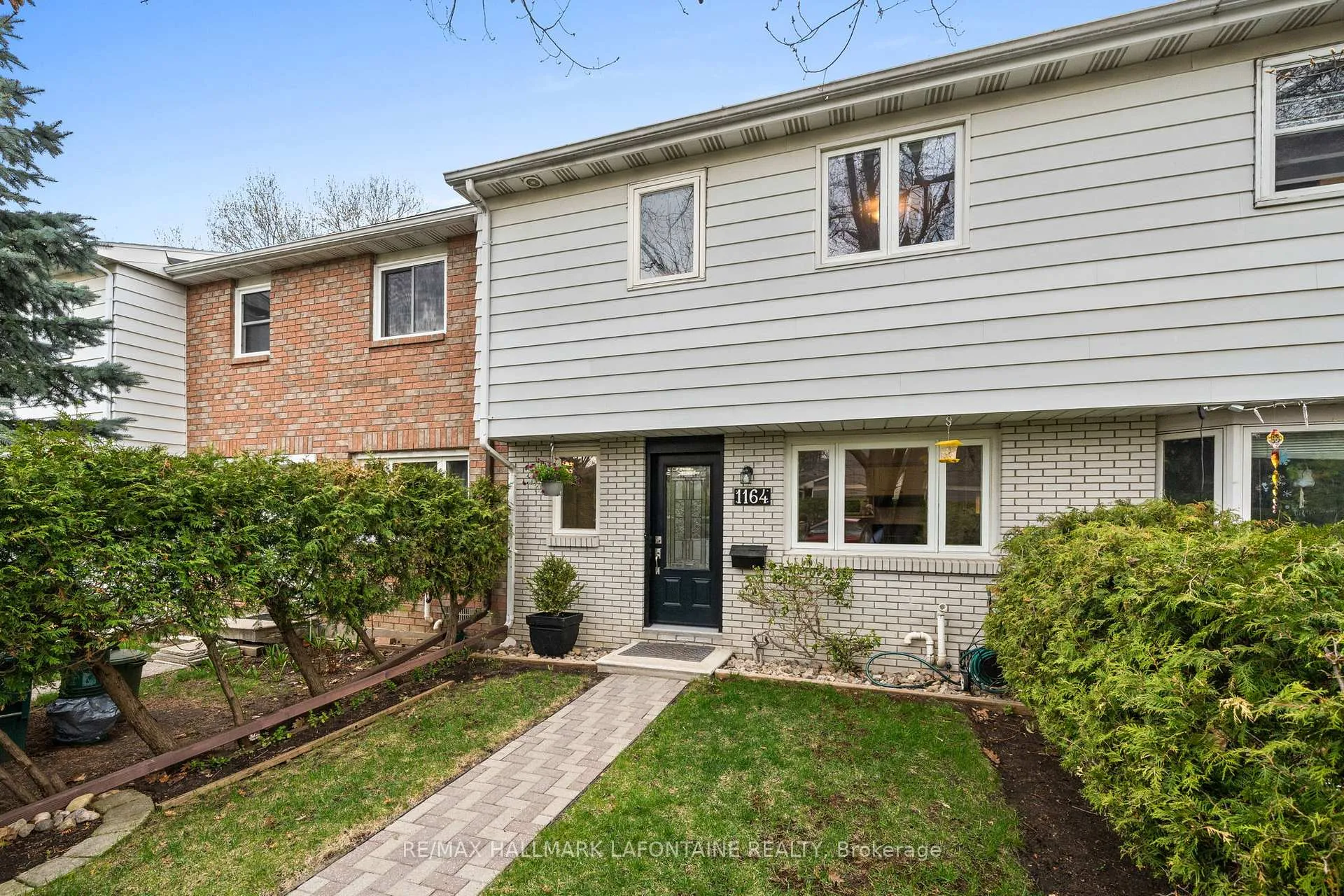 Photo 3 of 1164 Morrison Drive, Ottawa, Redwood Park — HOMEH
