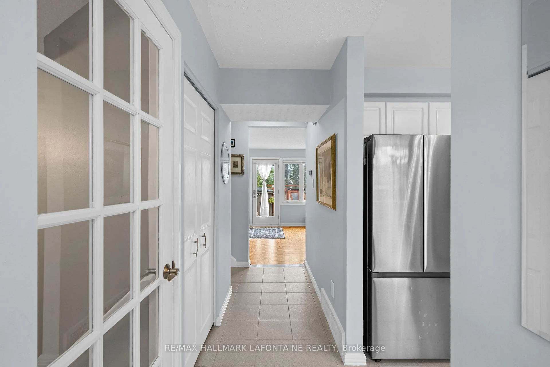 Photo 5 of 1164 Morrison Drive, Ottawa, Redwood Park — HOMEH