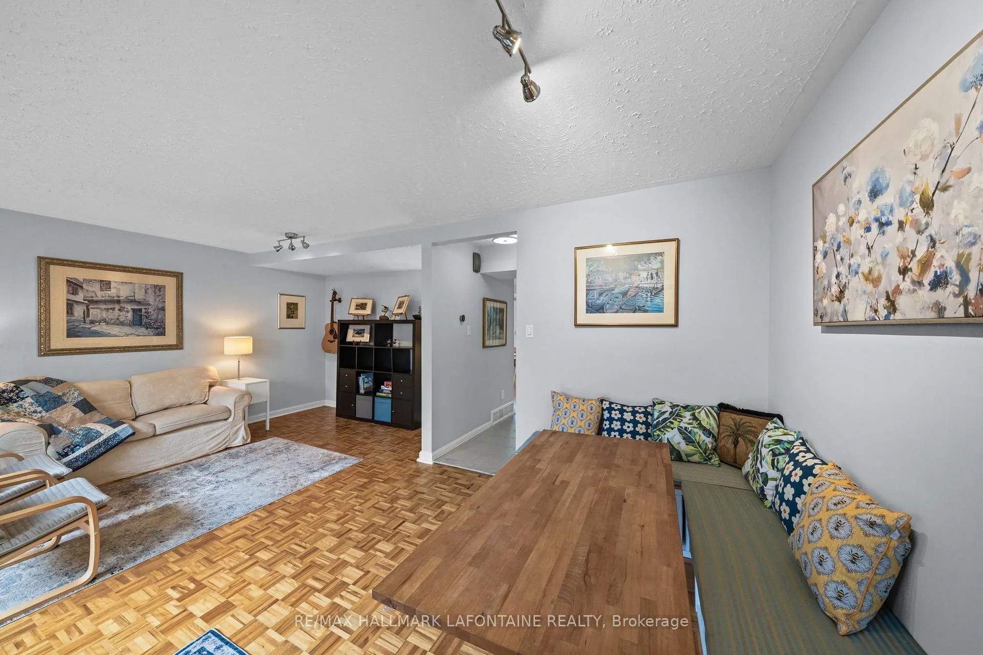 Photo 17 of 1164 Morrison Drive, Ottawa, Redwood Park — HOMEH